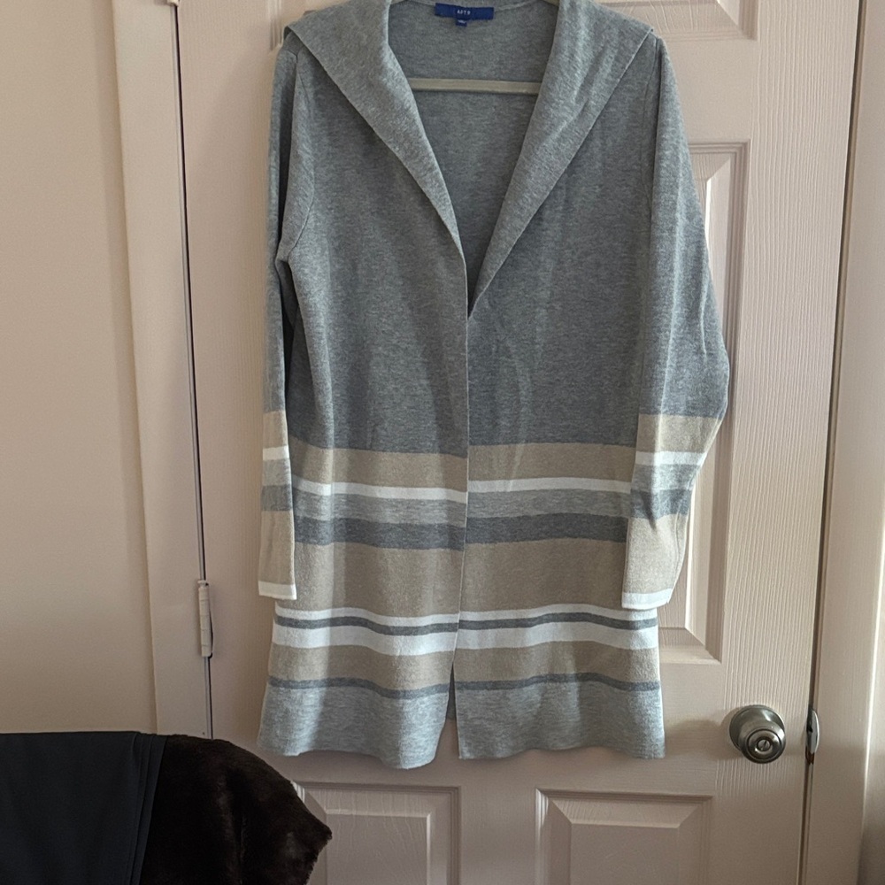Apt. 9 Gray Knit Sweater Top